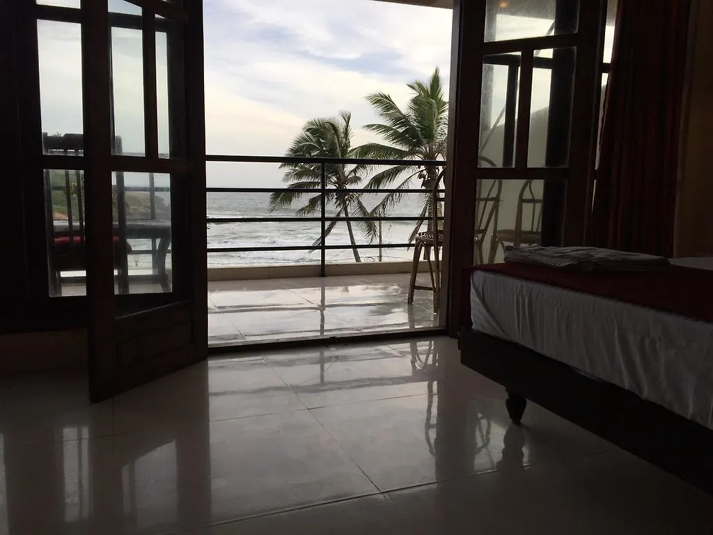 The Ocean Park Beach Resort Ковалам